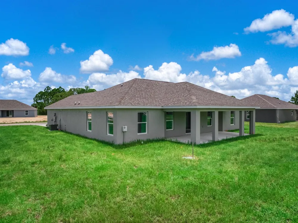 6912 MEXICAN HAT DRIVE Sebring, FL 33872