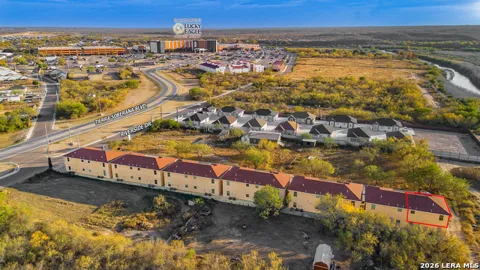 391 Riverside #UNIT #23