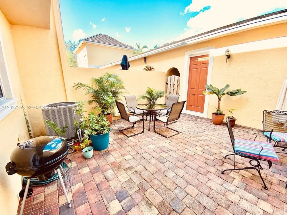 753 Dakota Dr Jupiter, FL 33458