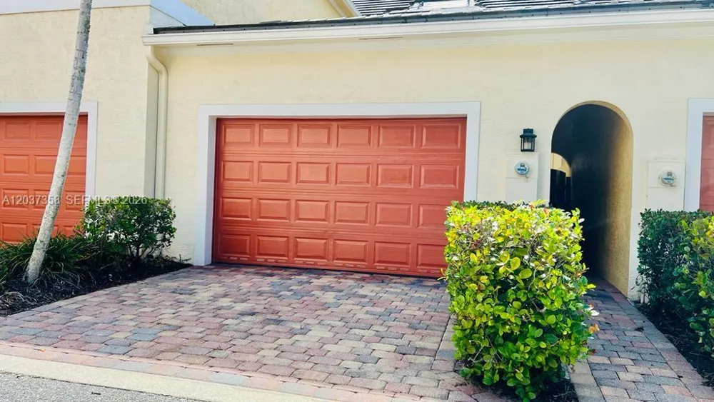 753 Dakota Dr Jupiter, FL 33458