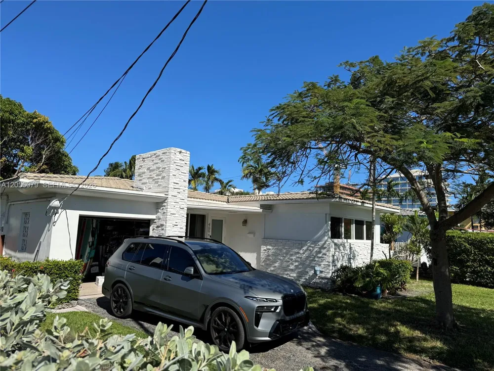 409 91st St Surfside, FL 33154