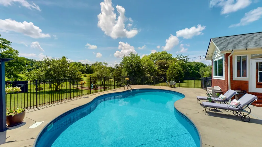 7270 Twelve Corners Rd Lascassas, TN 37085