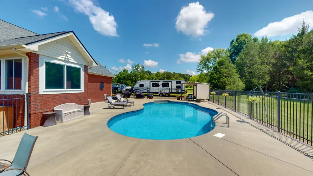 7270 Twelve Corners Rd Lascassas, TN 37085
