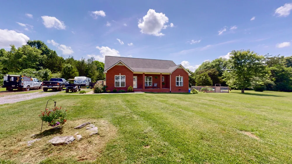 7270 Twelve Corners Rd Lascassas, TN 37085