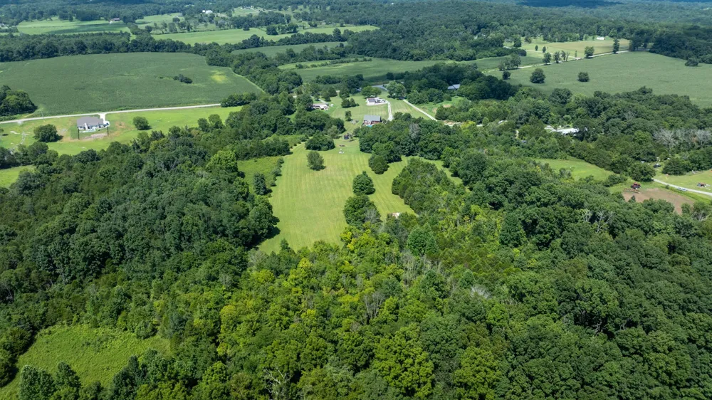 7270 Twelve Corners Rd Lascassas, TN 37085