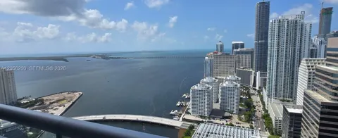 495 Brickell Ave #4205