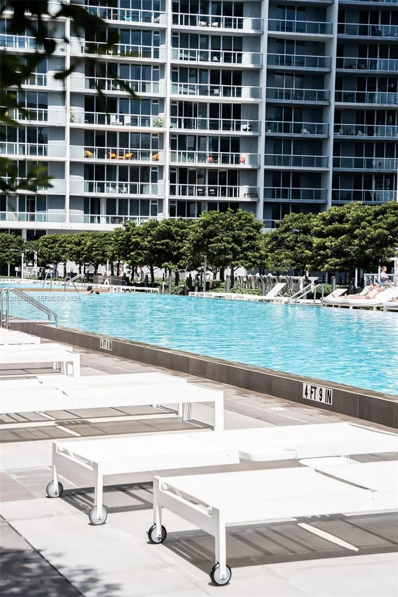 495 Brickell Ave #4205 Miami, FL 33131