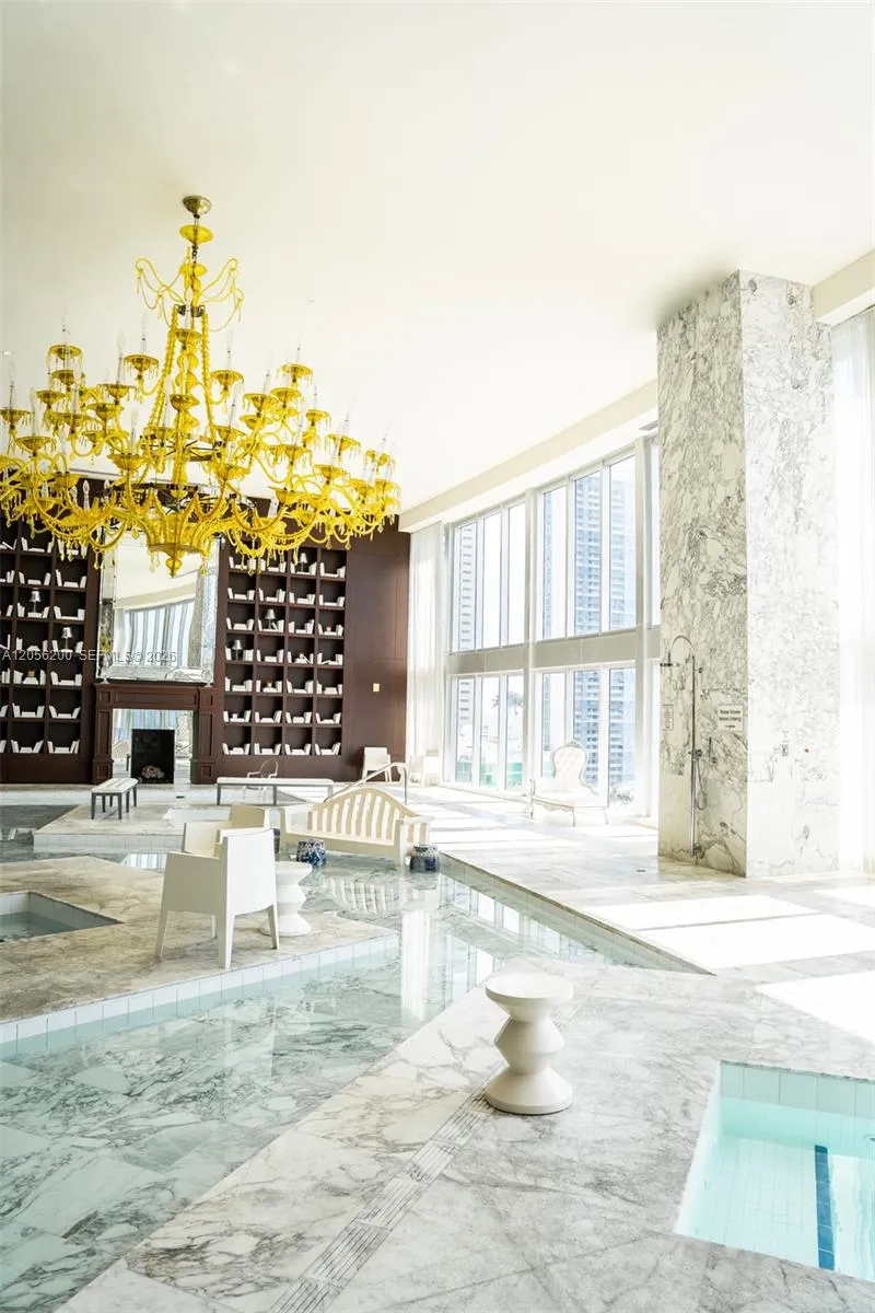 495 Brickell Ave #4205 Miami, FL 33131