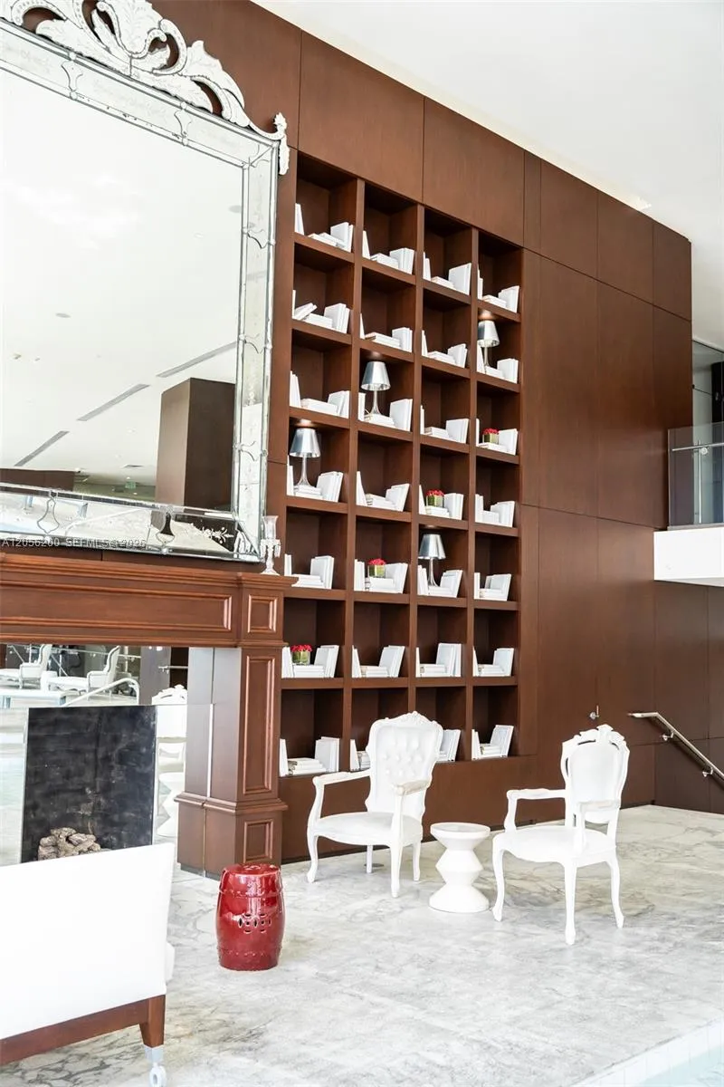 495 Brickell Ave #4205 Miami, FL 33131
