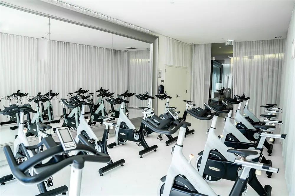 495 Brickell Ave #4205 Miami, FL 33131