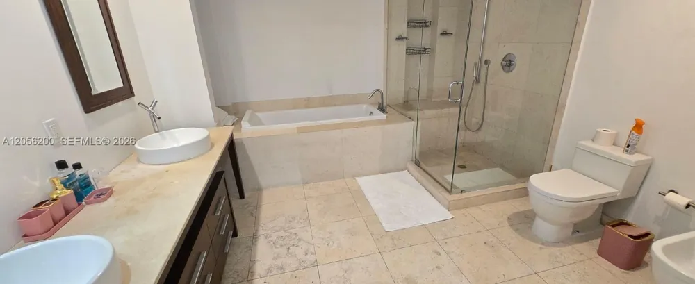 495 Brickell Ave #4205 Miami, FL 33131