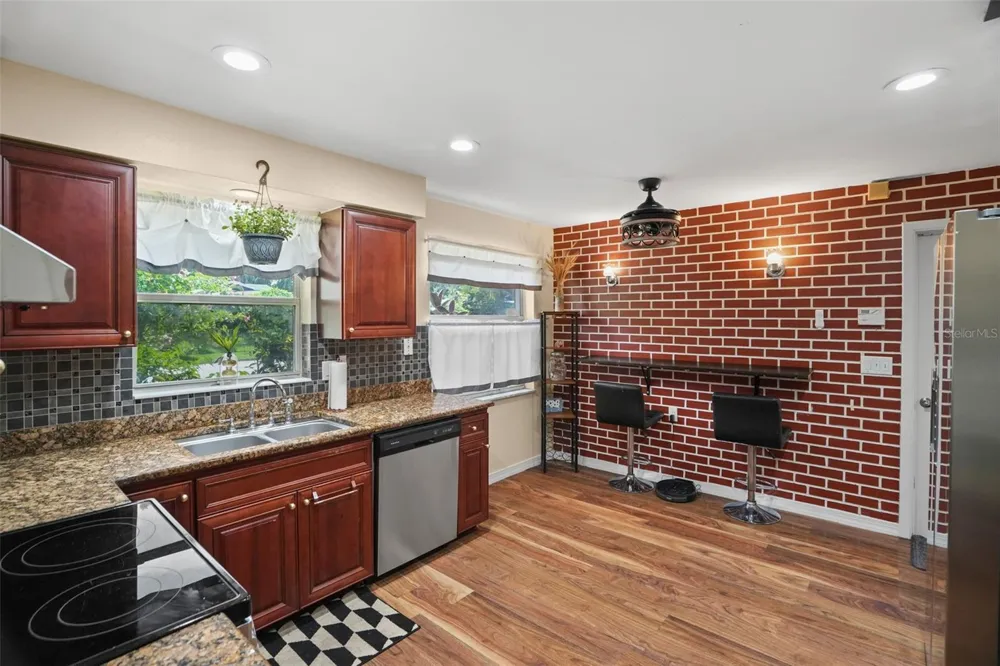 1564 SANTA MONICA DRIVE Dunedin, FL 34698