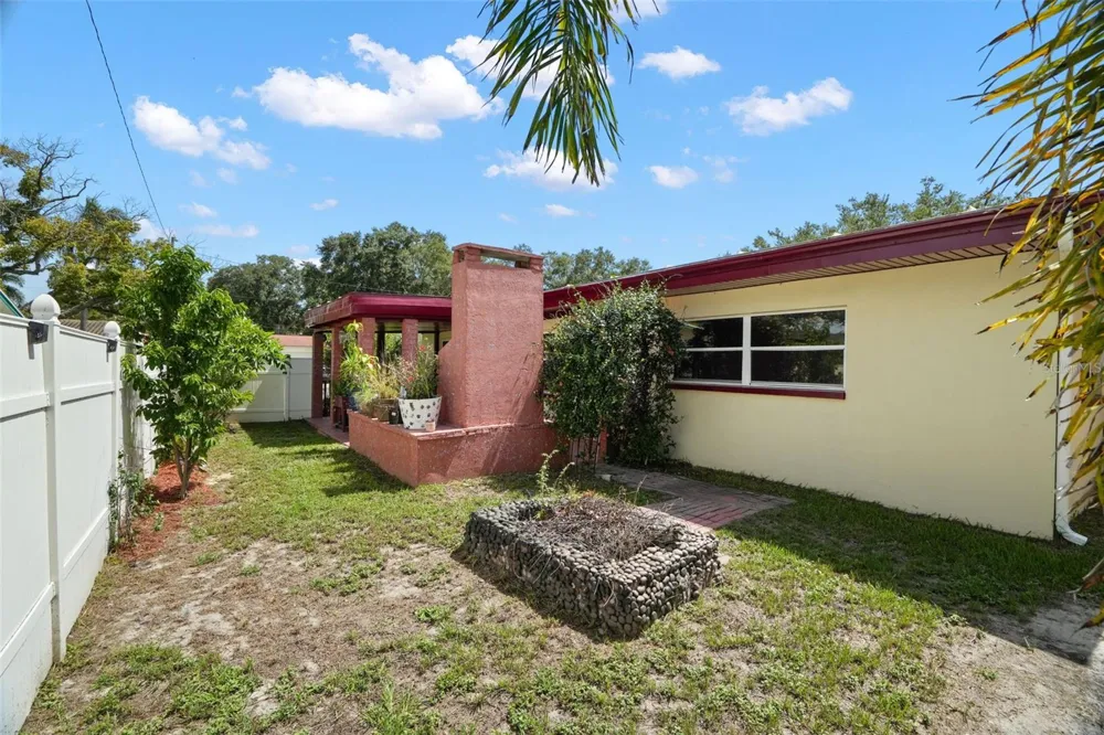 1564 SANTA MONICA DRIVE Dunedin, FL 34698