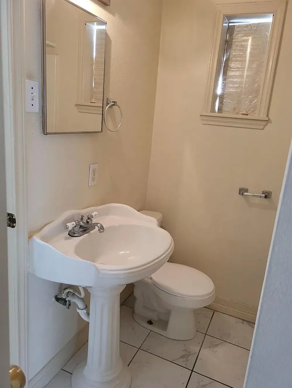 924 Kelley Street Houston, TX 77009