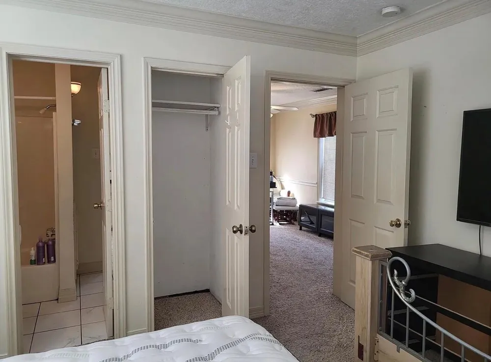 924 Kelley Street Houston, TX 77009