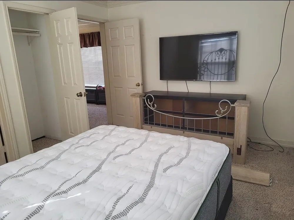 924 Kelley Street Houston, TX 77009