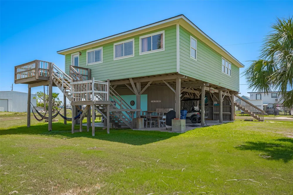 510 Oyster Street Surfside Beach, TX 77541
