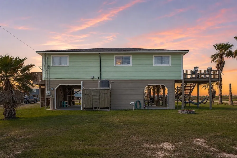 510 Oyster Street Surfside Beach, TX 77541