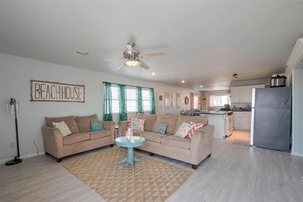 510 Oyster Street Surfside Beach, TX 77541