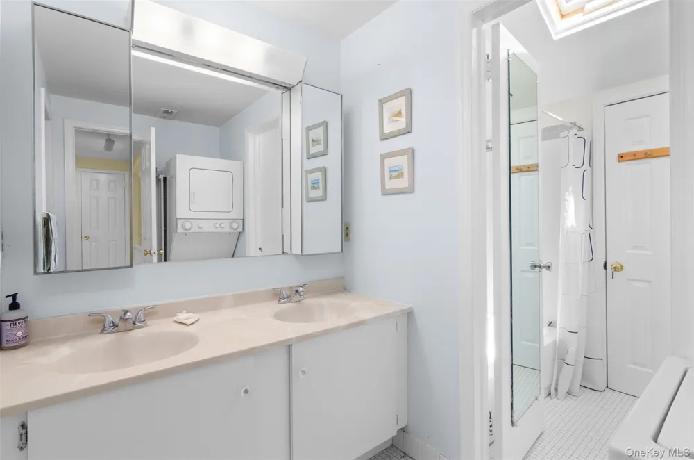 570 Hampton Road #31 Southampton, NY 11968