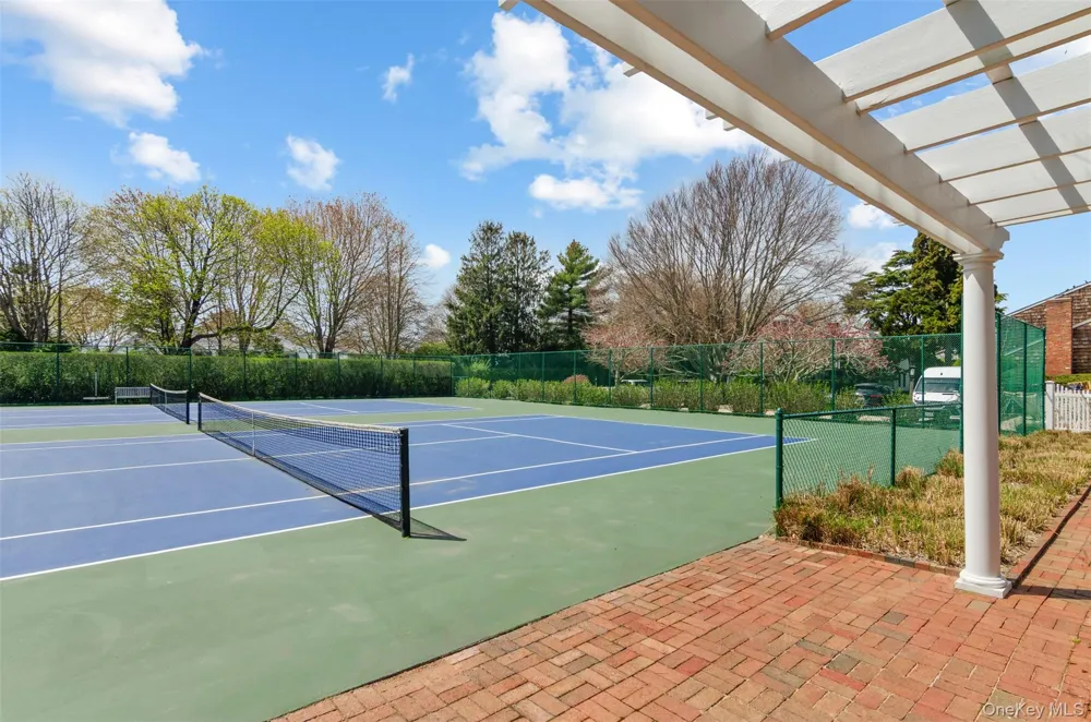 570 Hampton Road #31 Southampton, NY 11968