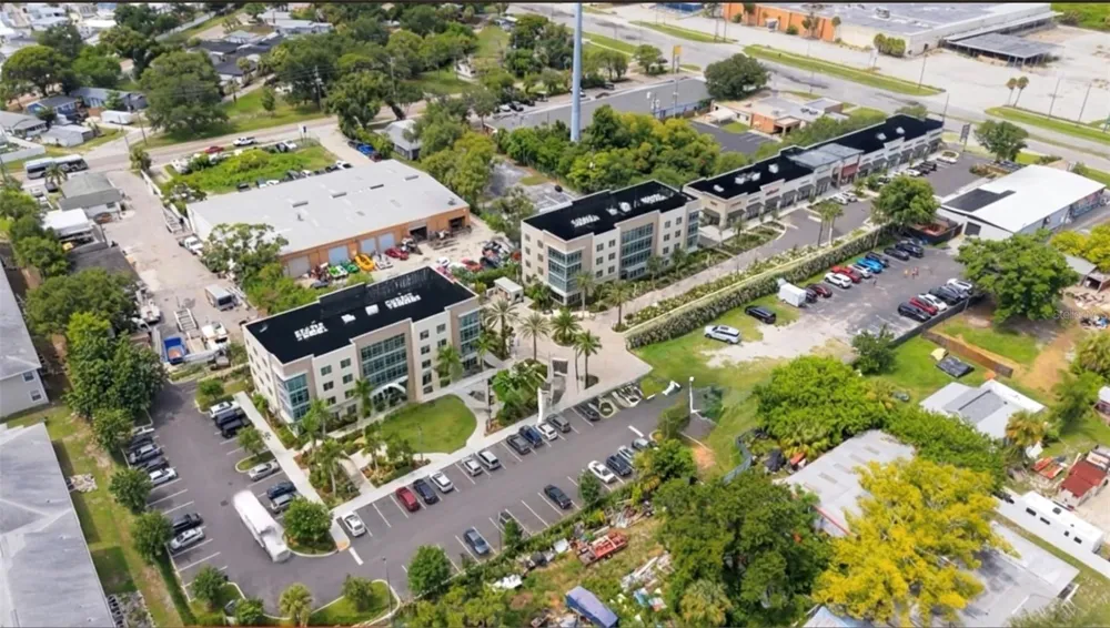 4685 PARK STREET St Petersburg, FL 33709
