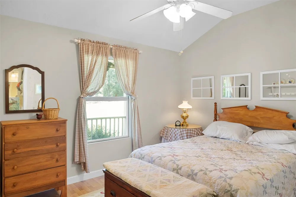 1080 Muddy Creek Road Columbus, TX 78934