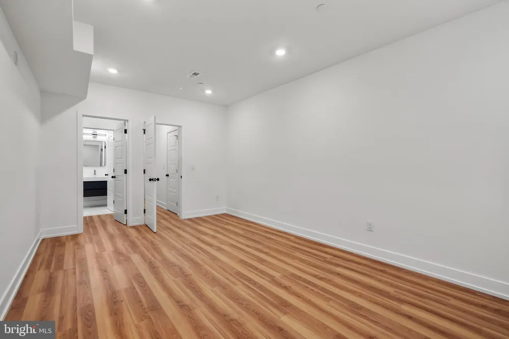 2325 GERMANTOWN AVENUE #1 Philadelphia, PA 19133