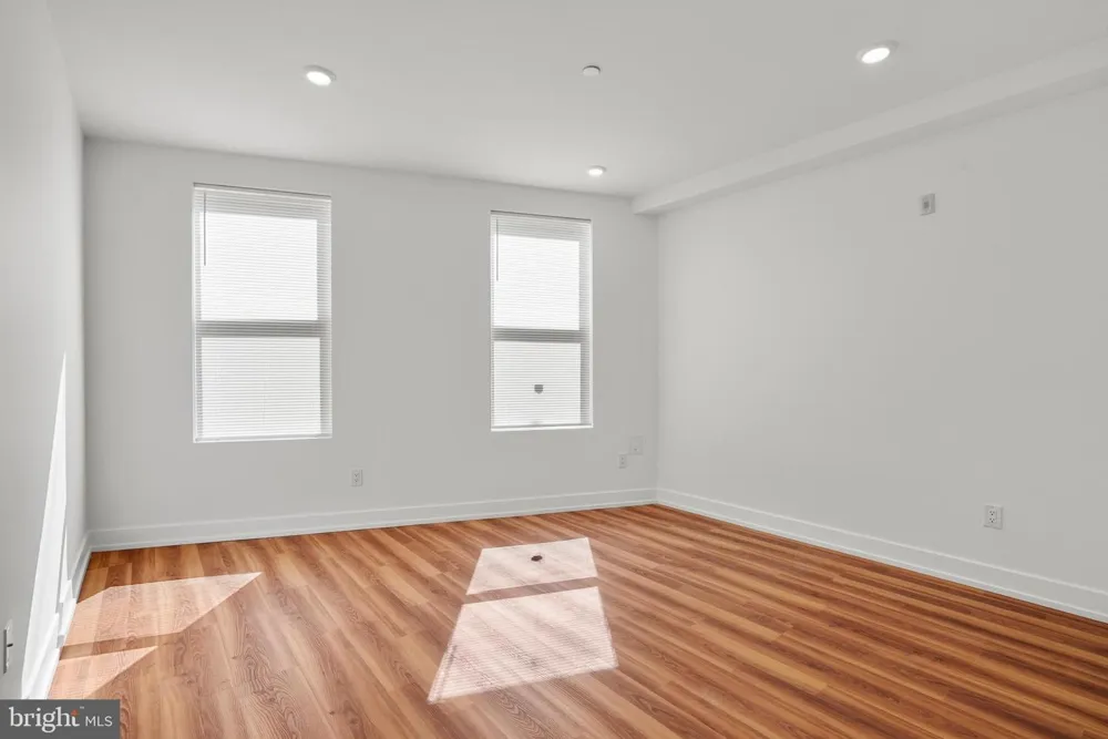 2325 GERMANTOWN AVENUE #1 Philadelphia, PA 19133