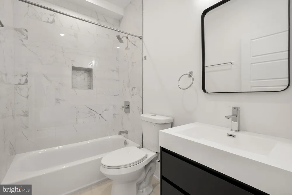 2325 GERMANTOWN AVENUE #1 Philadelphia, PA 19133
