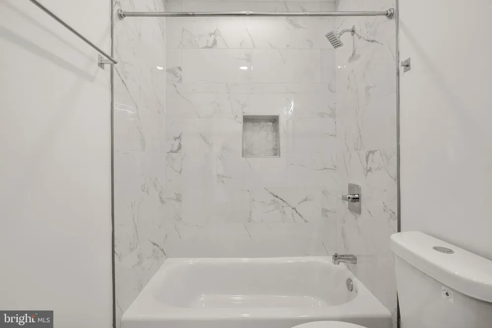 2325 GERMANTOWN AVENUE #1 Philadelphia, PA 19133