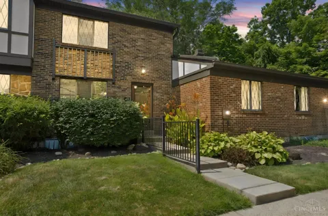 455 Dartmouth Circle #22