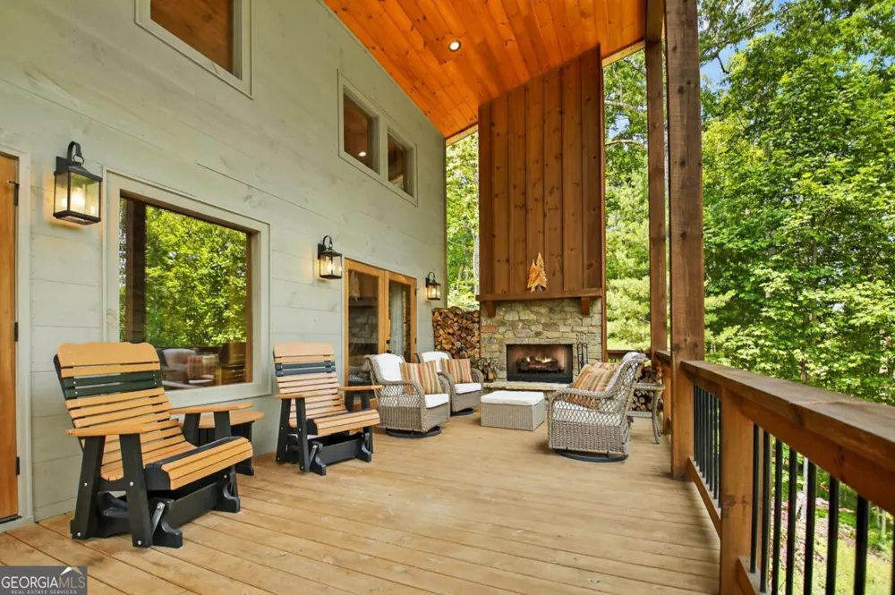 558 Tipton Springs RD Morganton, GA 30560