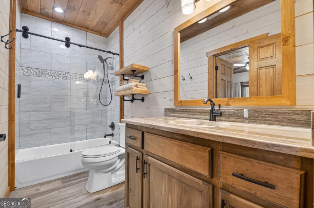 558 Tipton Springs RD Morganton, GA 30560