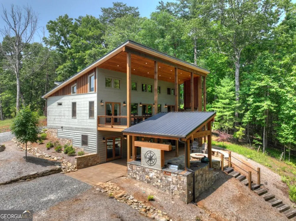 558 Tipton Springs RD Morganton, GA 30560