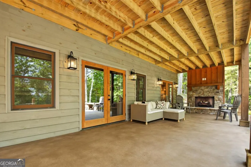 558 Tipton Springs RD Morganton, GA 30560