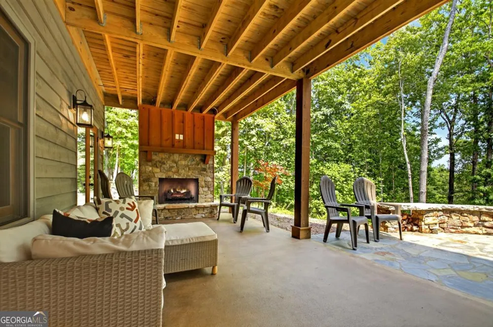 558 Tipton Springs RD Morganton, GA 30560