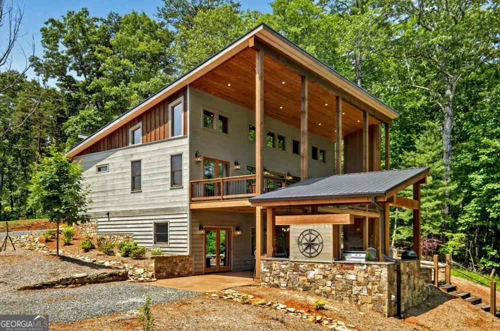 558 Tipton Springs RD Morganton, GA 30560