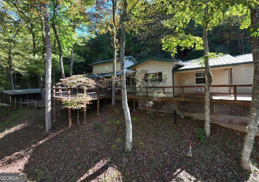 3966 Hickory Nut DR Hiawassee, GA 30546