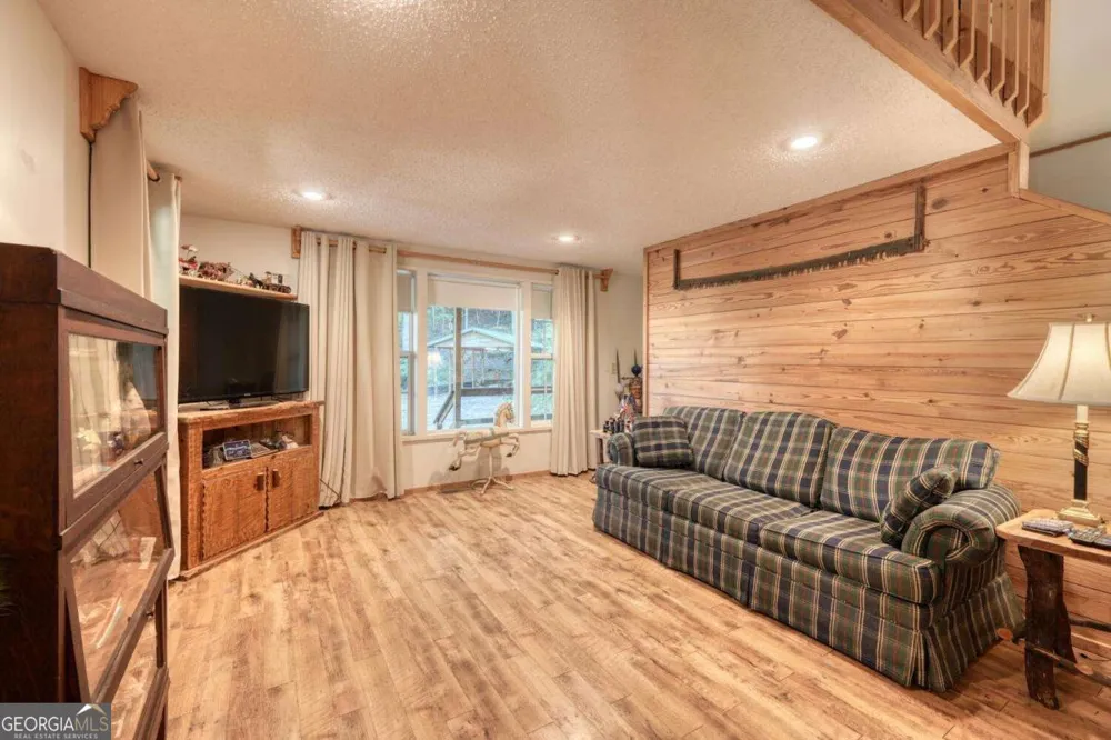 3966 Hickory Nut DR Hiawassee, GA 30546