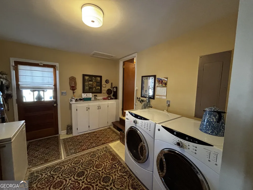 207 Old Thomson RD Wrens, GA 30833