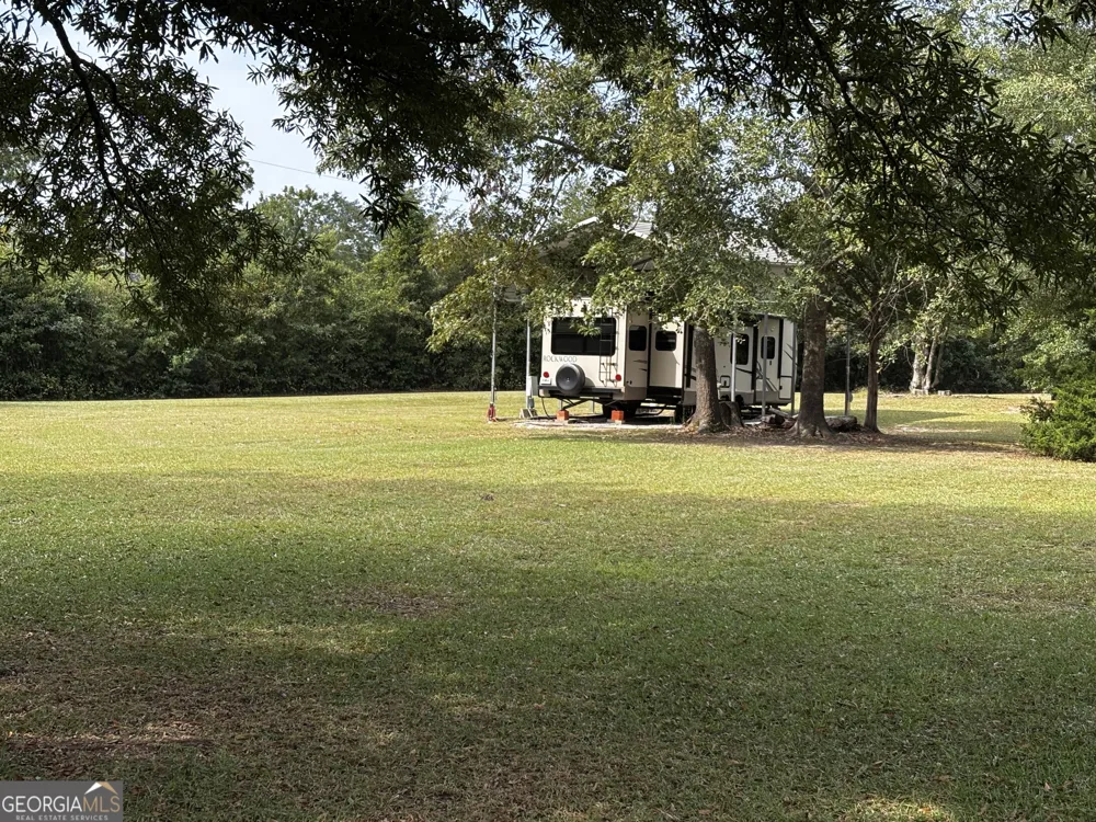 207 Old Thomson RD Wrens, GA 30833
