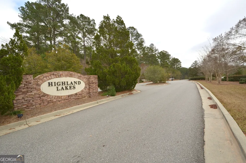 438 Highland Lakes DR Eastman, GA 31023