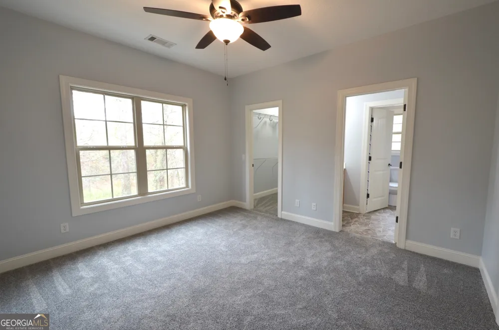 438 Highland Lakes DR Eastman, GA 31023