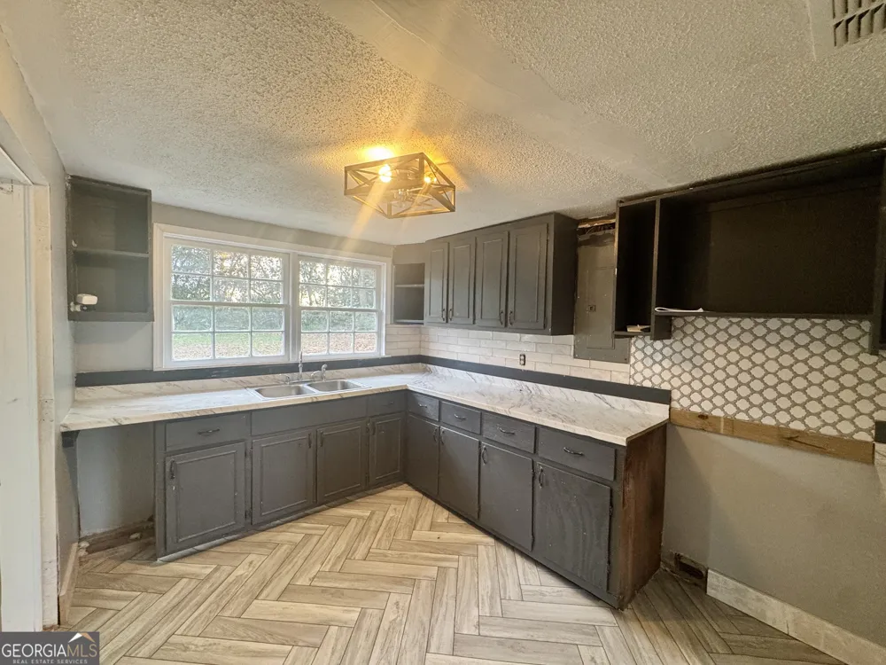 2326 Joe Wright DR Cordele, GA 31015