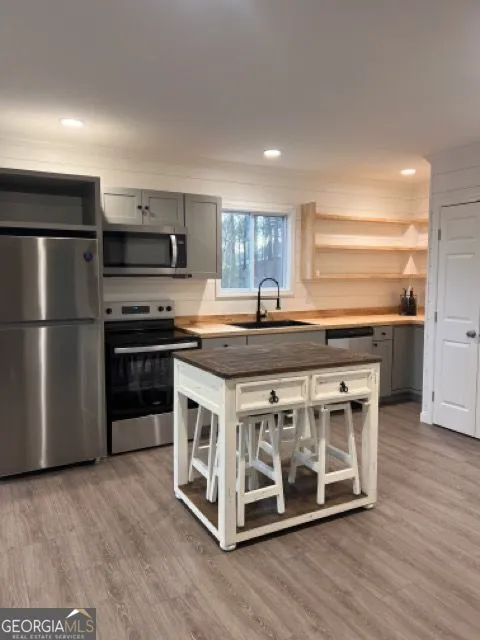 410 Lakeside Hills RD Martin, GA 30557