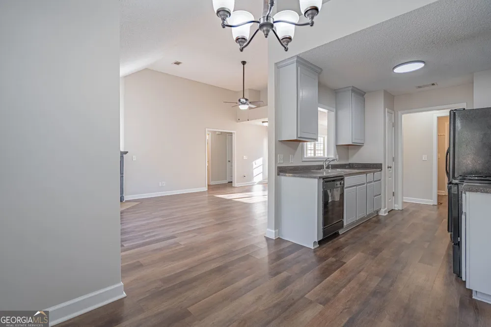 404 Sir Arthur CT Guyton, GA 31312