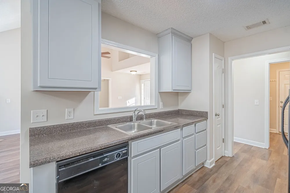 404 Sir Arthur CT Guyton, GA 31312