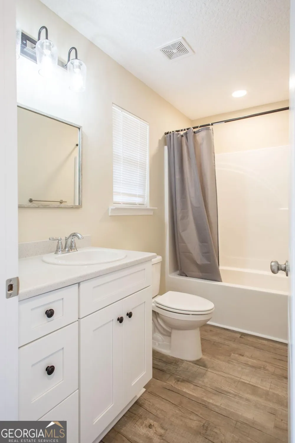 4758 Otter Creek CIR Blackshear, GA 31516