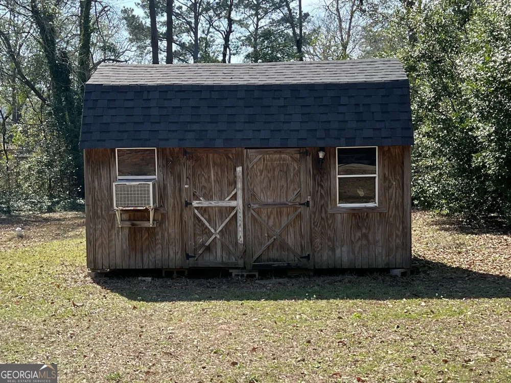 1342 N Jefferson ST Dublin, GA 31021